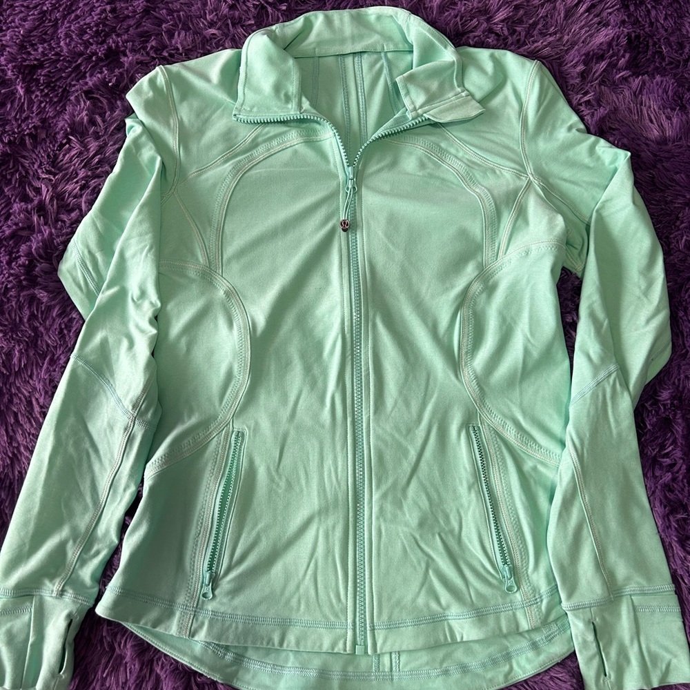 Like new Mint Green Lulu hoodie
